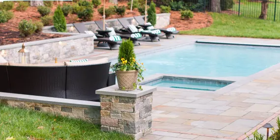 <div>Features in this project:</div>