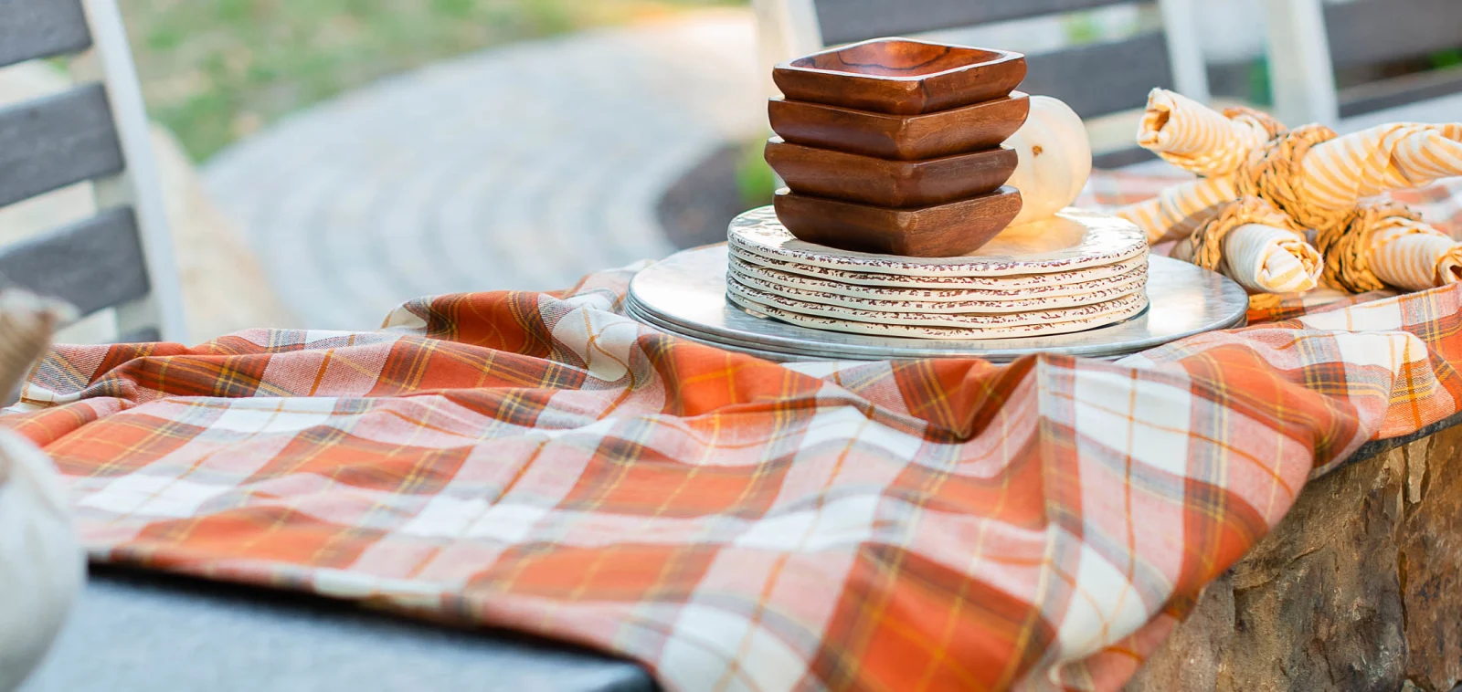 Pool with hot tub and bluestone patio