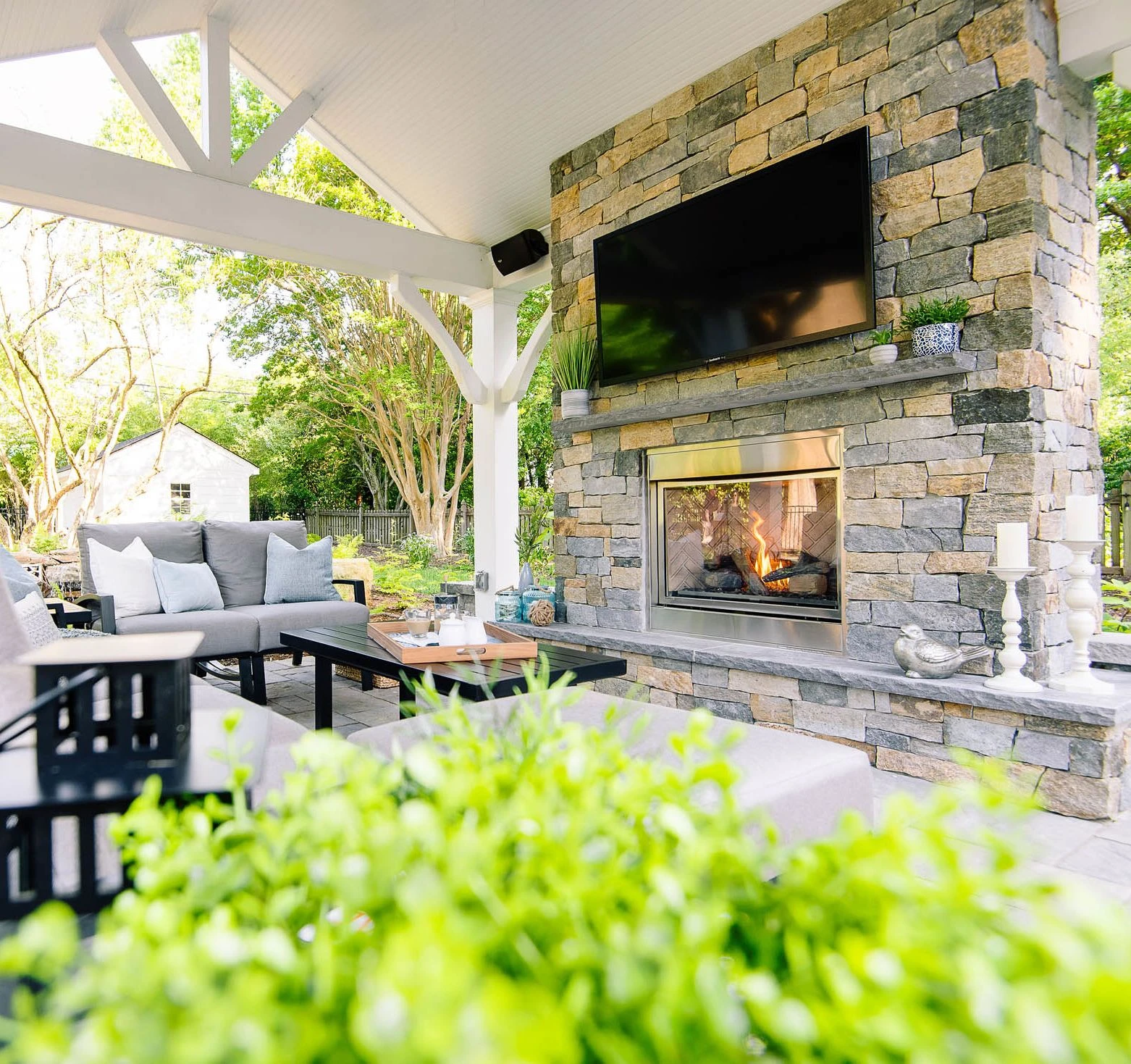 Relaxing Windsor Farms Retreat Gallery