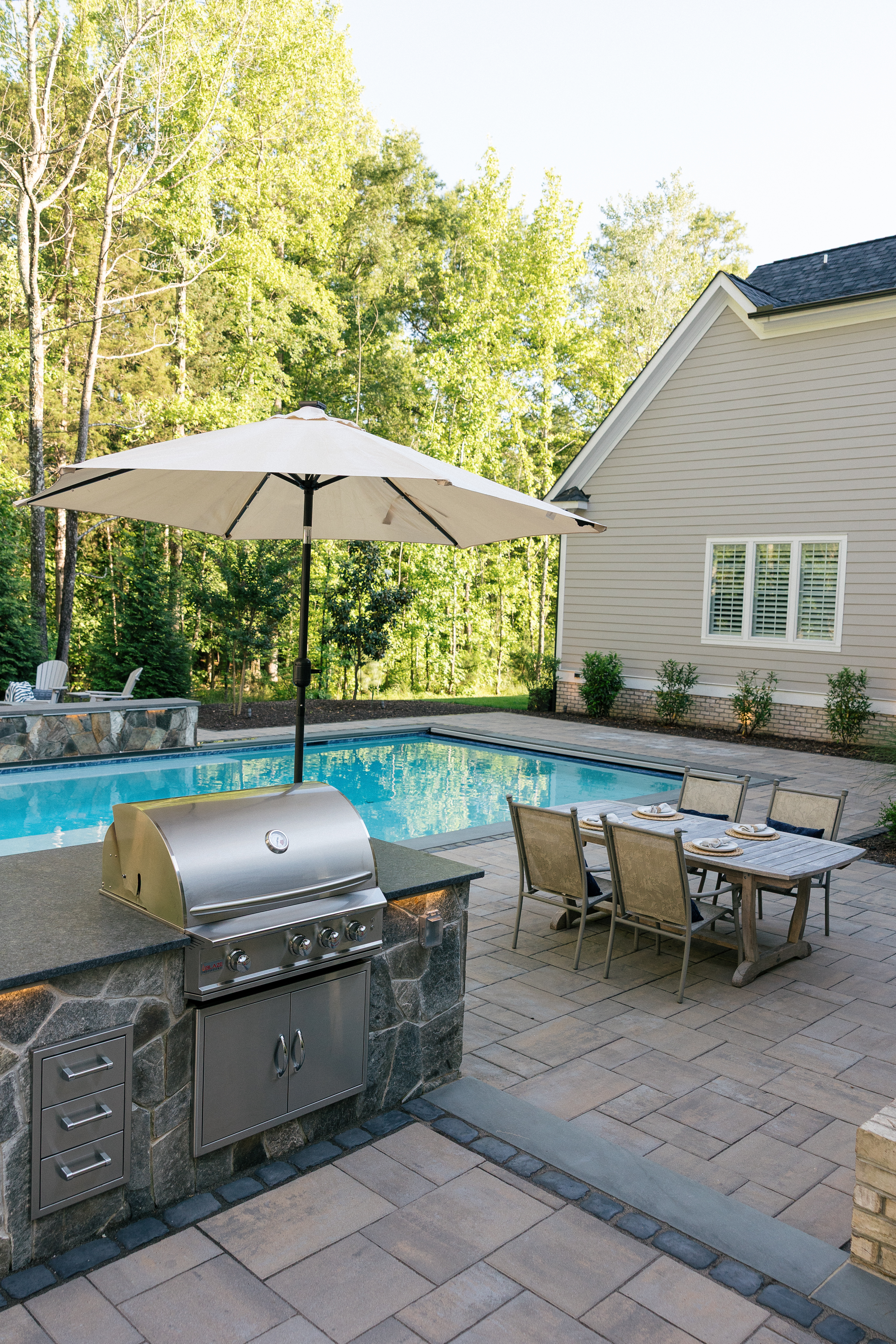 Outdoor Kitchens