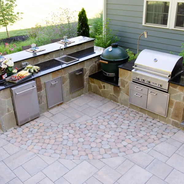 L-shaped Kitchen with Bar Top Seating