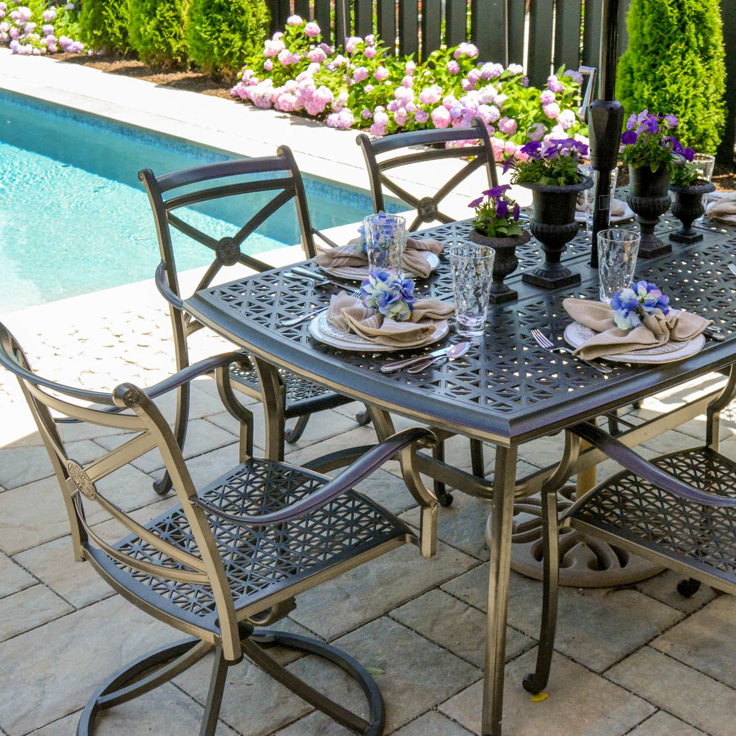 Water-Side Dining Area